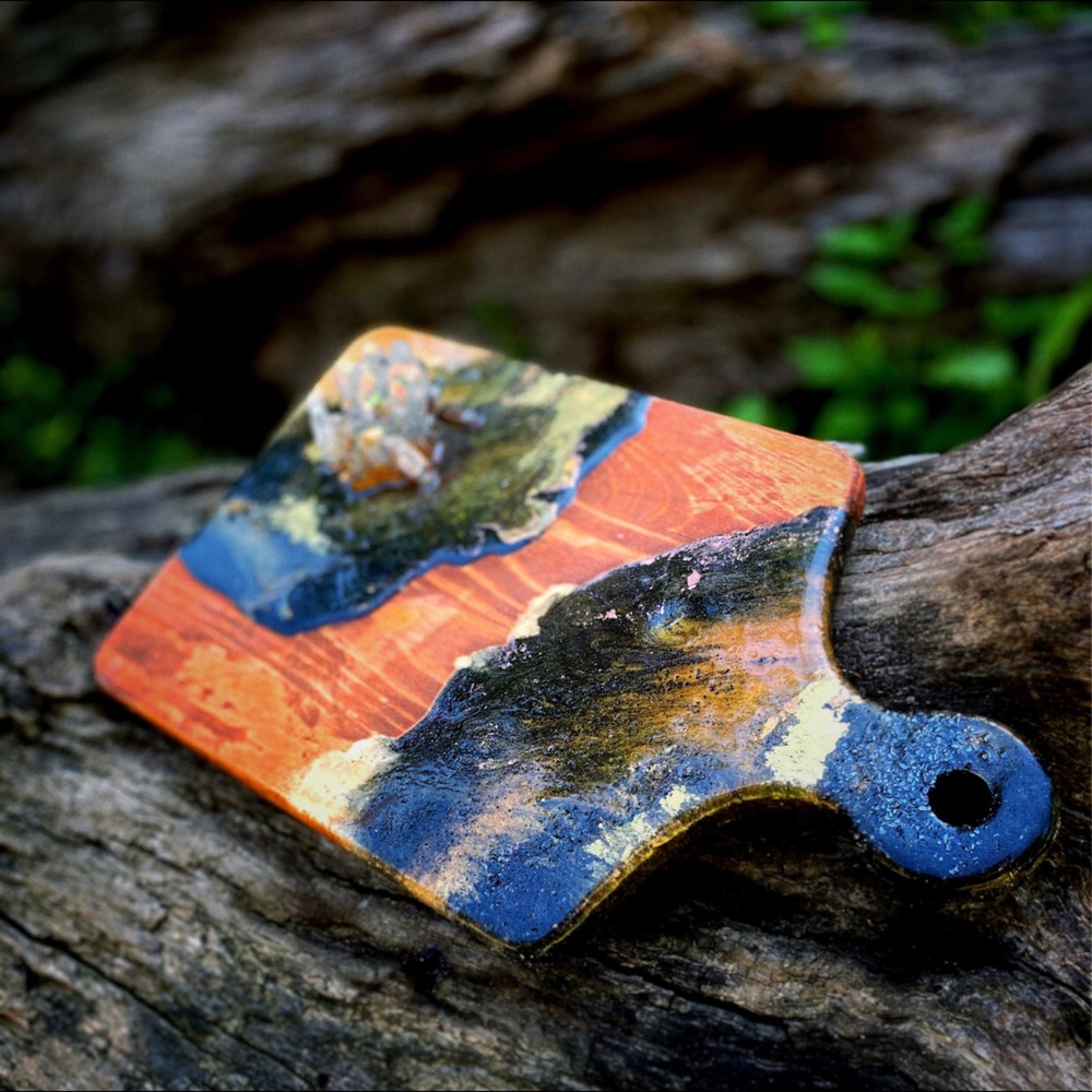 Geode resin serving board